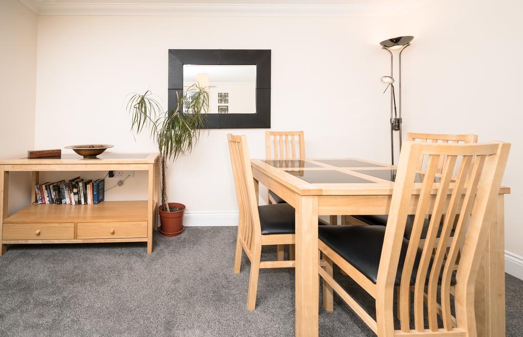 Perfect 2 Bedroom Apartment Located In City Centre With Parking Space Norwich Bagian luar foto
